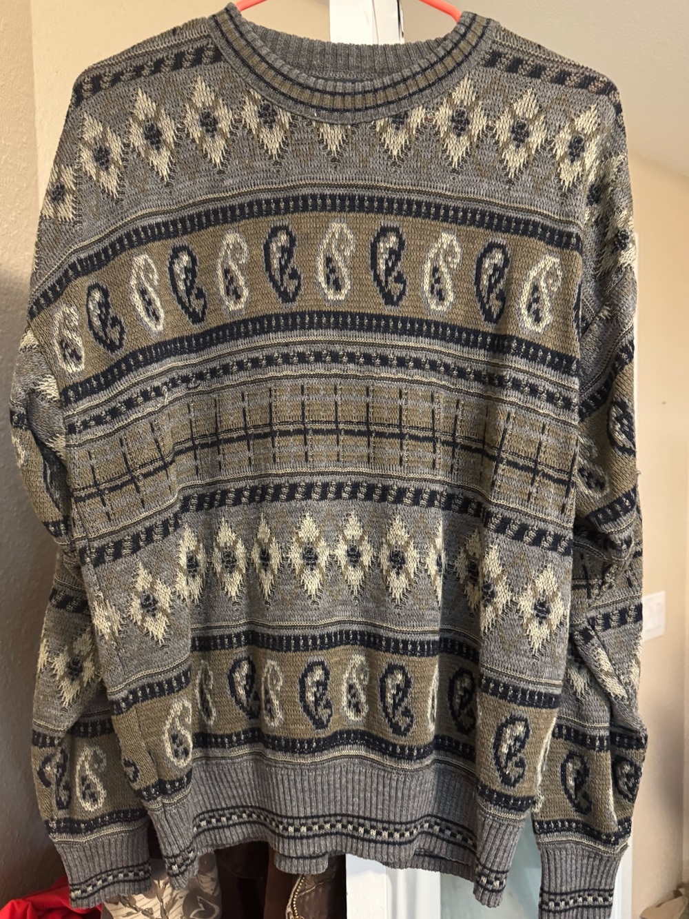 Van Heusen Gray Paisley Crewneck Sweater